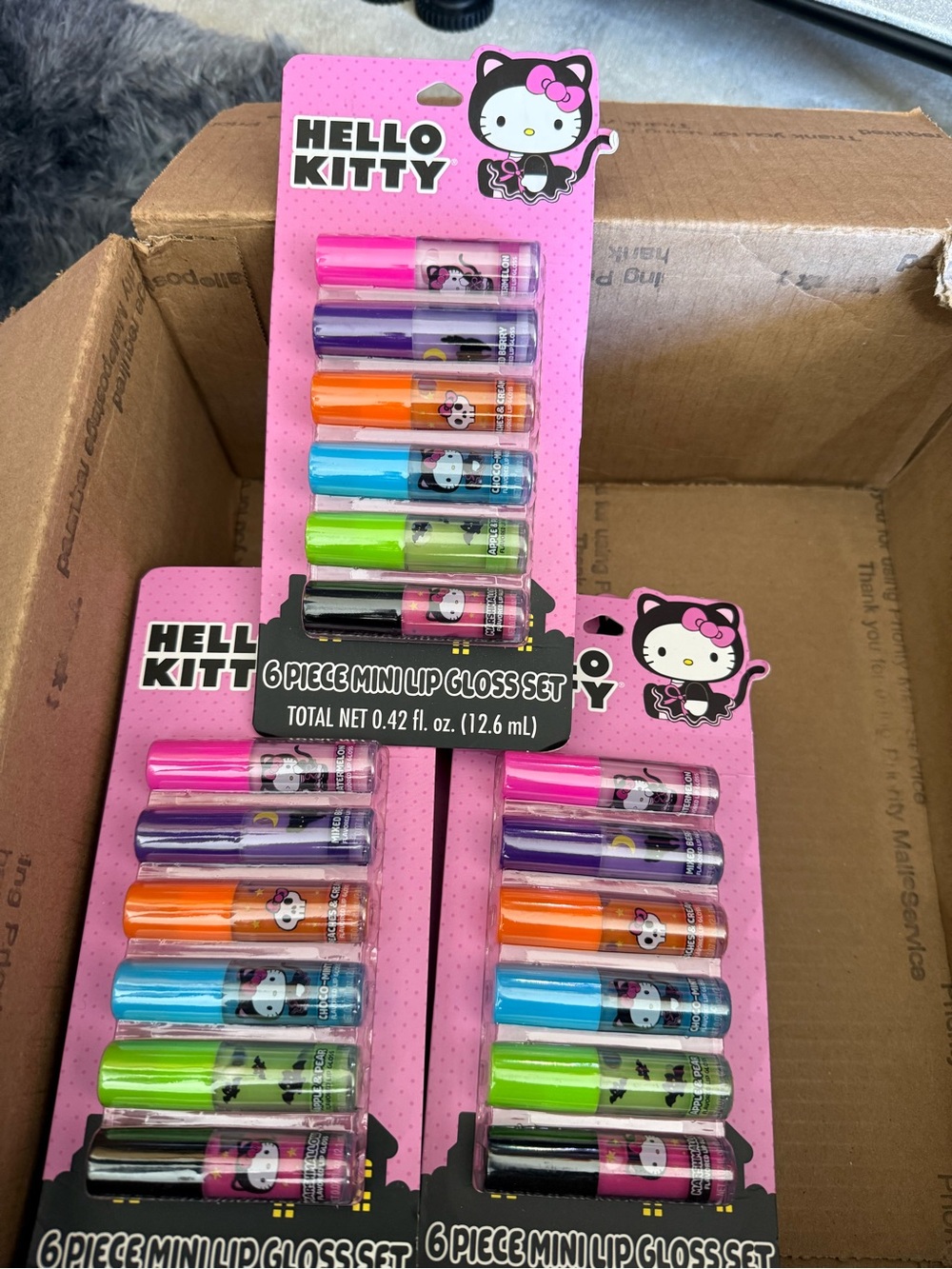 Hello Kitty Mini Lip Gloss Set with Bright Multi-Color Tubes